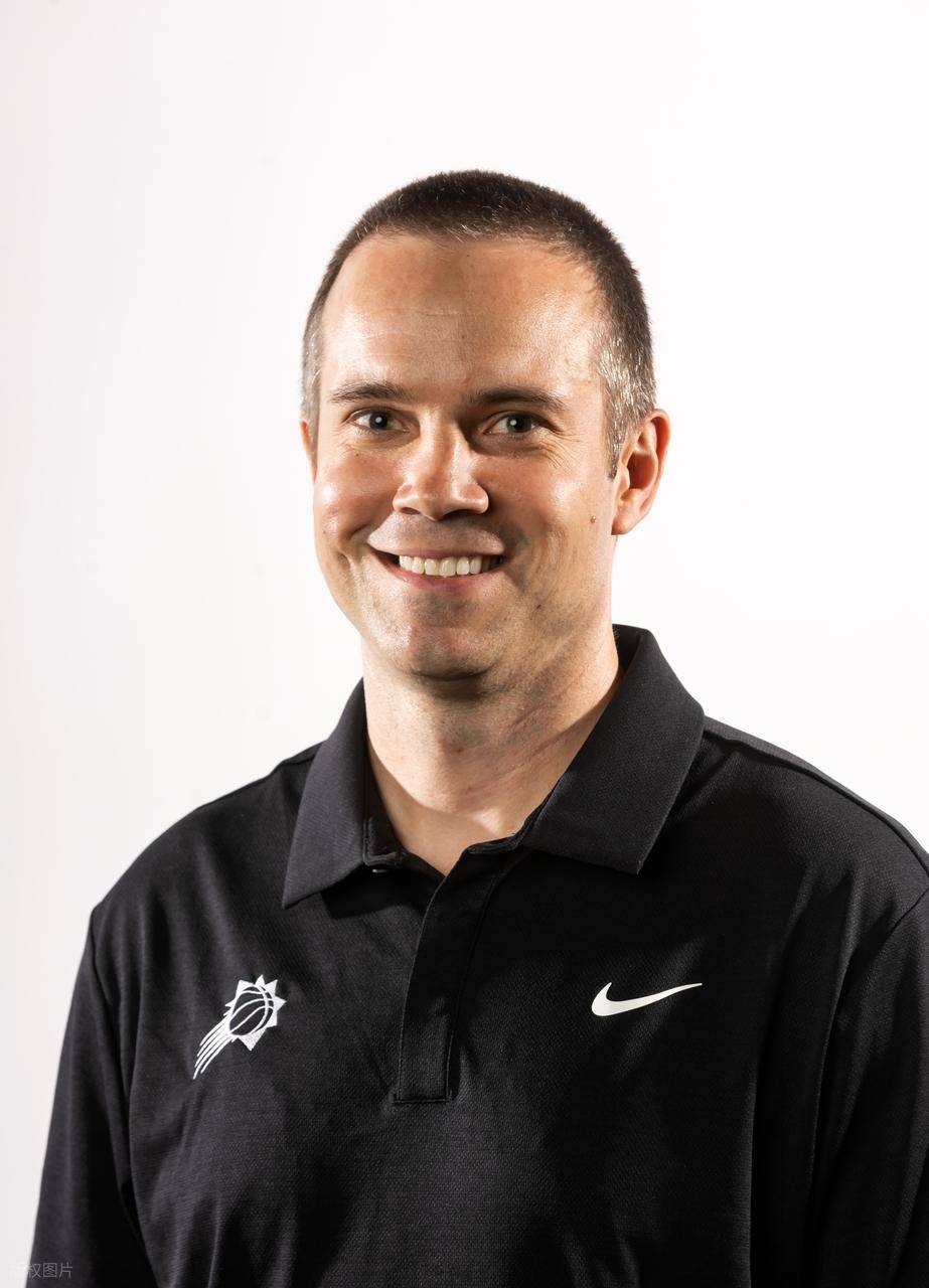 体育游戏-上海上港足球队今天第九轮哪台直播