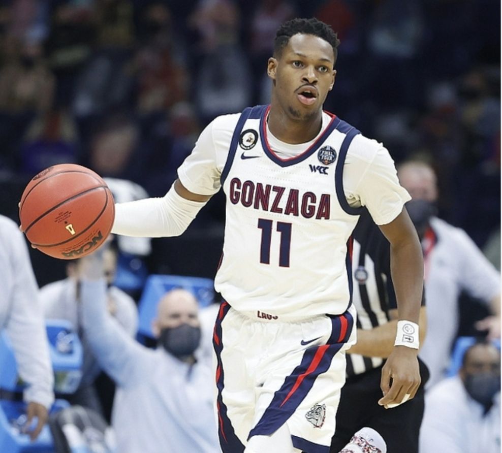 体育游戏-莱昂纳德第一次中国行瞒着马刺