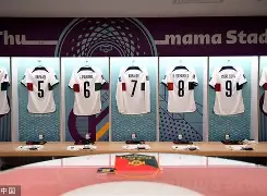 体育游戏-美国男篮巴黎奥运首秀大胜塞尔维亚