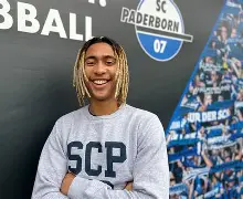 体育游戏-帕德博恩足球队照片